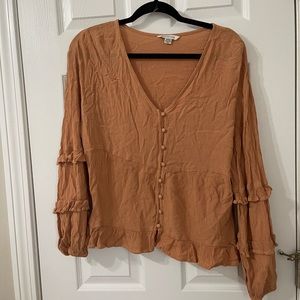 Flowy Boho Long Sleev Button Up Blouse with V Neck